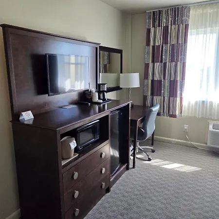 Palm Pavilion Inn